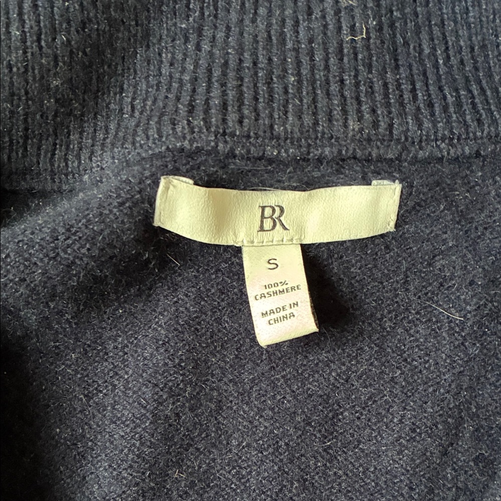 Banana Republic navy Cashmere Sweater - Picture 2 of 3
